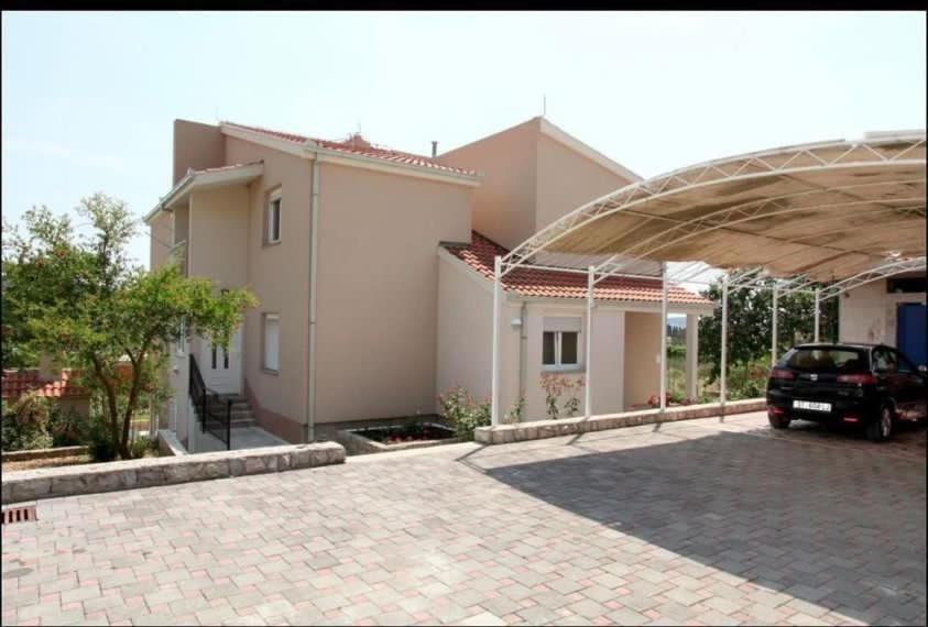 Apartmant Milan Trogir Exterior foto
